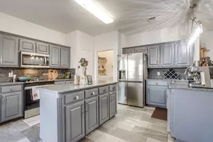 2226 Creek Side Dr, Weatherford, TX 76087 - Photo 3