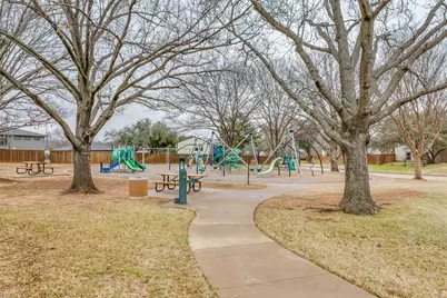 1225 Sleepy Hollow Court, Grapevine, TX 76051 - Photo 35