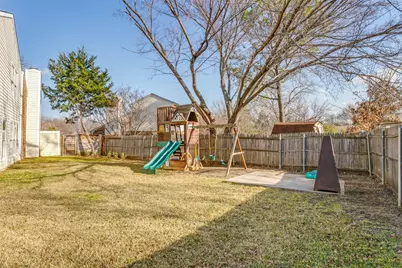 1225 Sleepy Hollow Court, Grapevine, TX 76051 - Photo 29