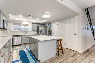 1225 Sleepy Hollow Ct, Grapevine, TX 76051 - Photo 9