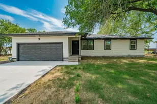 613 Jefferson Ave, Princeton, TX 75407 - Photo 29