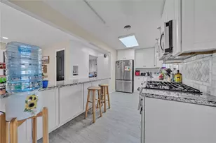 100 Rosedale Ave, Keene, TX 76059 - Photo 9