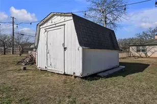 100 Rosedale Ave, Keene, TX 76059 - Photo 33