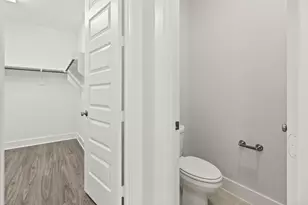 3921 Henley Ln, Garland, TX 75043 - Photo 23