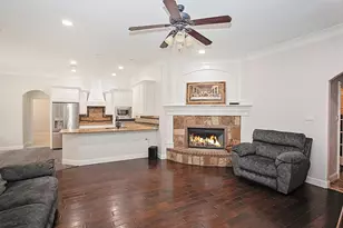 1717 Dakota Dr, Graham, TX 76450 - Photo 3