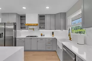 11107 Hillcrest Rd, Dallas, TX 75230 - Photo 5