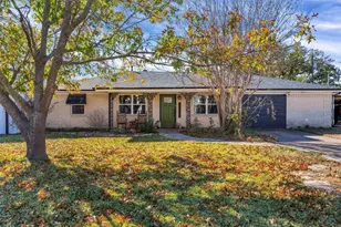 406 N Oak Ln, Tolar, TX 76476 - Photo 7