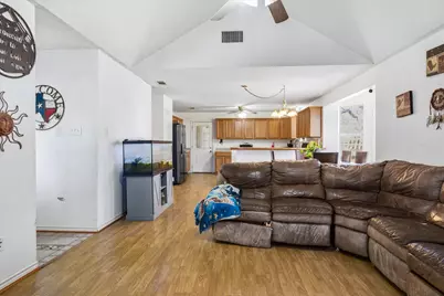 213 Westview Drive, Gun Barrel City, TX 75156 - Photo 9