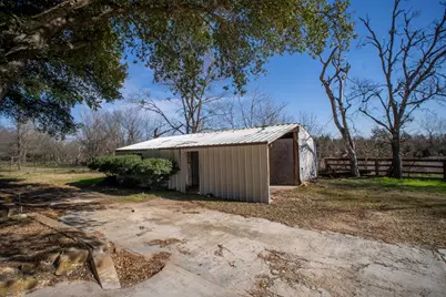 1025 S Belknap Street, Mexia, TX 76667 - Photo 37
