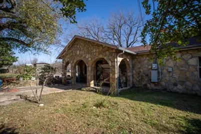 1025 S Belknap Street, Mexia, TX 76667 - Photo 1