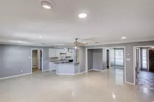 7324 Vanessa Dr, Fort Worth, TX 76112 - Photo 5