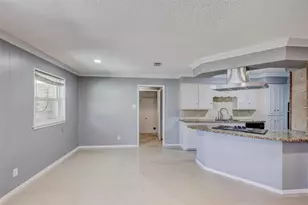 7324 Vanessa Dr, Fort Worth, TX 76112 - Photo 7