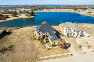 415 Breezeway Ct, Cedar Hill, TX 75104 - Photo 35