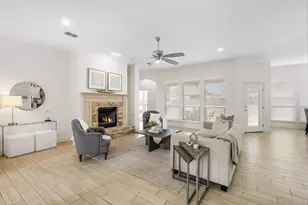 10909 Chriswood Dr, Crowley, TX 76036 - Photo 7