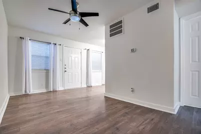 4927 San Jacinto Street #201, Dallas, TX 75206 - Photo 3