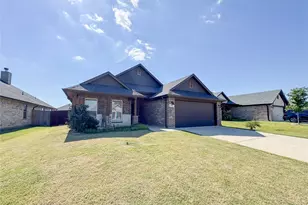 704 Nolan Dr, Sherman, TX 75092 - Photo 3