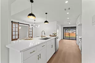 9641 Sophora Cir, Dallas, TX 75249 - Photo 15