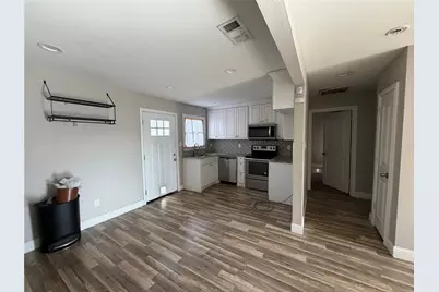 809 E Mulkey Street, Fort Worth, TX 76104 - Photo 5