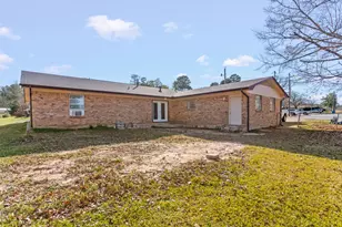 2400 Holly St, Jacksonville, TX 75766 - Photo 23