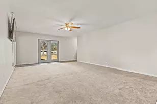 2400 Holly St, Jacksonville, TX 75766 - Photo 3