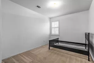 808 Dunkirk Ln, Arlington, TX 76017 - Photo 17