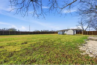 2805 Rex Cruse Drive, Sherman, TX 75092 - Photo 25