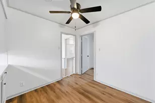 2805 Rex Cruse Dr, Sherman, TX 75092 - Photo 13