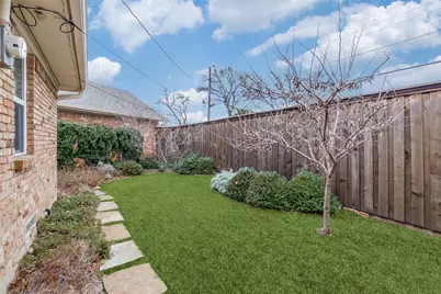 8518 Sweetwood Drive, Dallas, TX 75228 - Photo 23