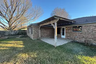 6921 Meadow Park, North Richland Hills, TX 76180 - Photo 17