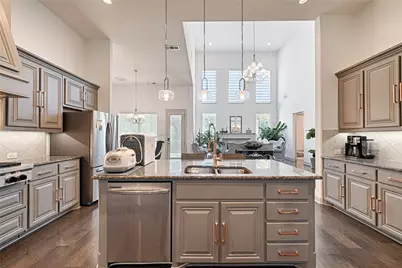 7001 Schubert, Colleyville, TX 76034 - Photo 9