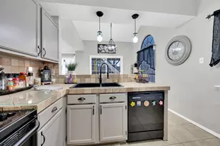 6504 Topaz Dr, Arlington, TX 76001 - Photo 15