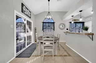 6504 Topaz Dr, Arlington, TX 76001 - Photo 11