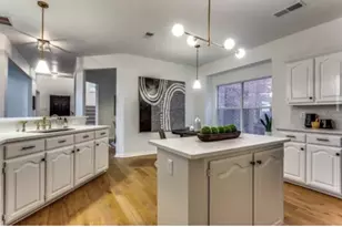 1377 Riley Dr, Carrollton, TX 75007 - Photo 15