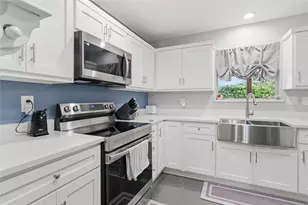 605 Plainview Dr, Mansfield, TX 76063 - Photo 9