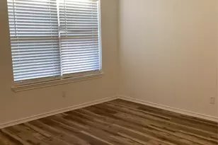 214 Locust St S, Sulphur Springs, TX 75482 - Photo 9