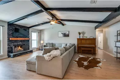 3810 Boxwood Court, Arlington, TX 76017 - Photo 3