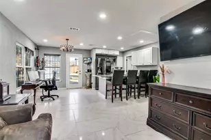 650 Pleasant Oaks Dr, Dallas, TX 75217 - Photo 9