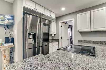 650 Pleasant Oaks Drive, Dallas, TX 75217 - Photo 13