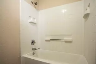 908 Chestnut Ave, Burleson, TX 76028 - Photo 19