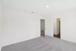 233 Berthe Ct, Cedar Hill, TX 75104 - Photo 5