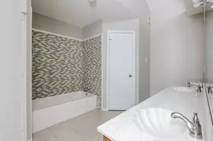 7109 Woodhinge Dr, Benbrook, TX 76126 - Photo 11