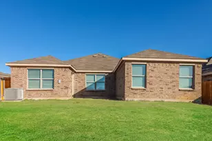 108 Magnolia Dr, Sanger, TX 76266 - Photo 15