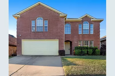 813 Silverbrook Drive, Saginaw, TX 76179 - Photo 1