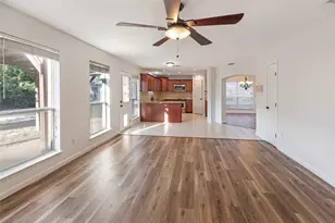 813 Silverbrook Dr, Saginaw, TX 76179 - Photo 7