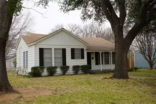 1325 Barnes St, Arlington, TX 76013 - Photo 3