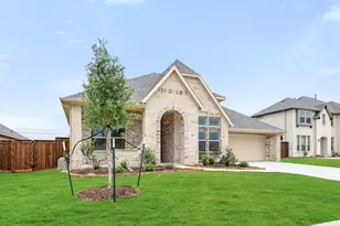 2112 Redding Dr, Mansfield, TX 76084 - Photo 3