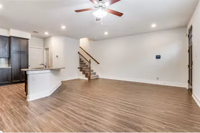 2423 Siskiyou Street, Lewisville, TX 75056 - Photo 5