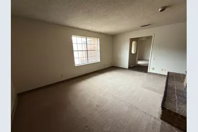 505 N Walnut Creek Drive, Mansfield, TX 76063 - Photo 5