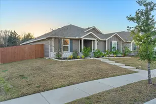 2805 Hudson Dr, Forney, TX 75126 - Photo 3