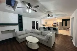 2925 Ridgewood Dr, Hurst, TX 76054 - Photo 5